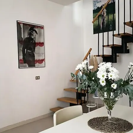 Daire Casa Circe Navigli Milano